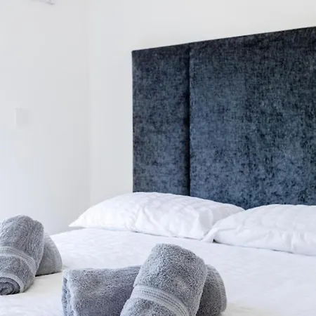 Seaviews & Style In Appartement *